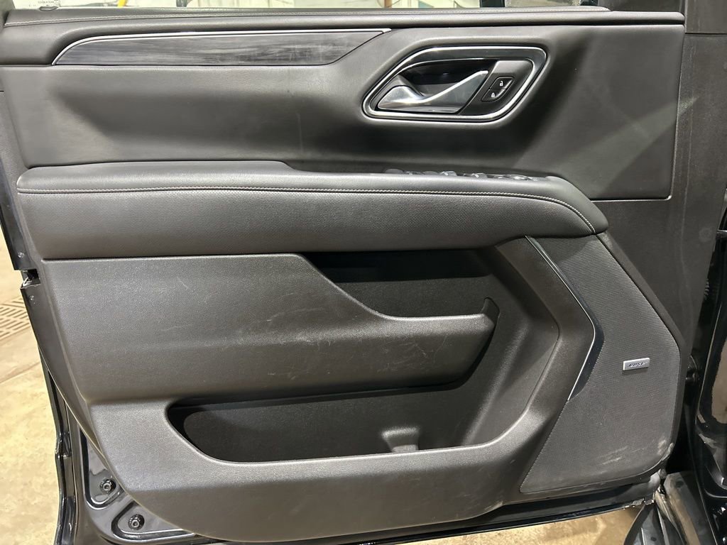 Used 2021 GMC Yukon XL SLT image 16