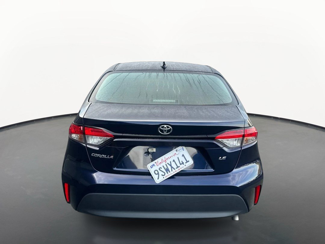 Used 2025 Toyota Corolla LE FWD image 4