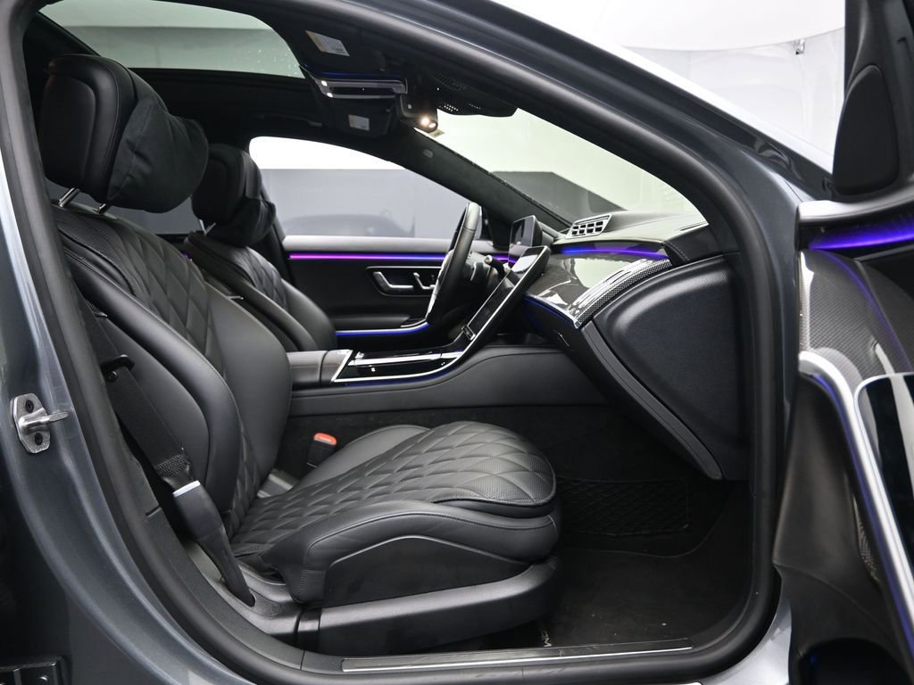 Used 2023 Mercedes-Benz S 580e 4MATIC Sedan image 28
