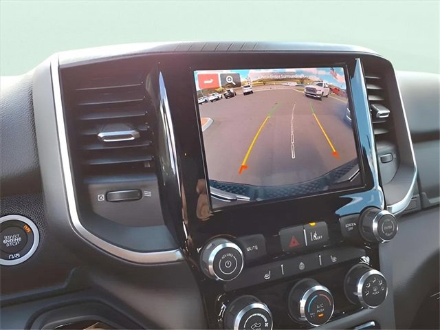 New 2026 RAM 1500 4x4 Crew Cab image 11