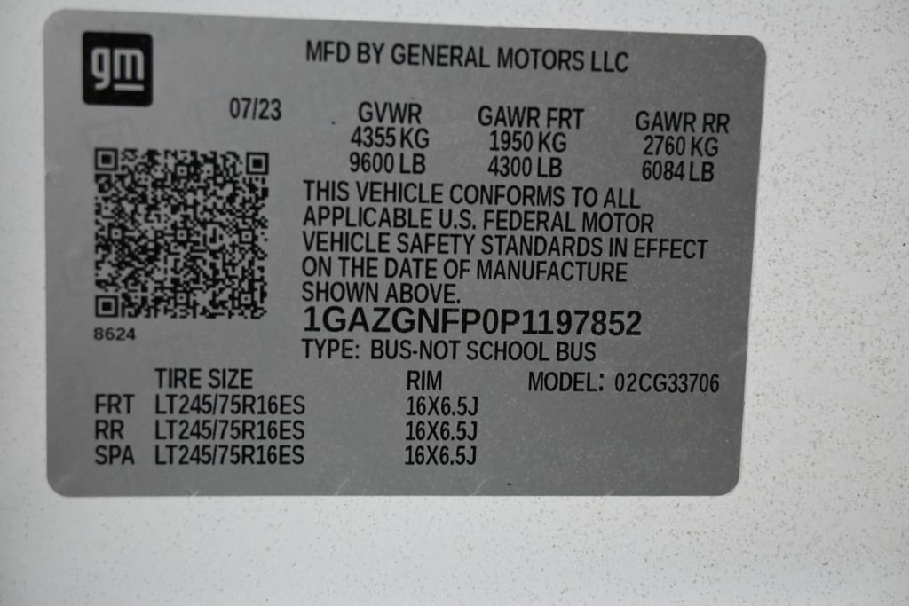 Used 2023 Chevrolet Express 3500 LS RWD image 13