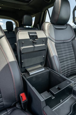 New 2026 Ford Explorer ST-Line AWD/4WD image 31