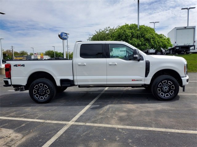 New 2025 Ford F250 Platinum image 4
