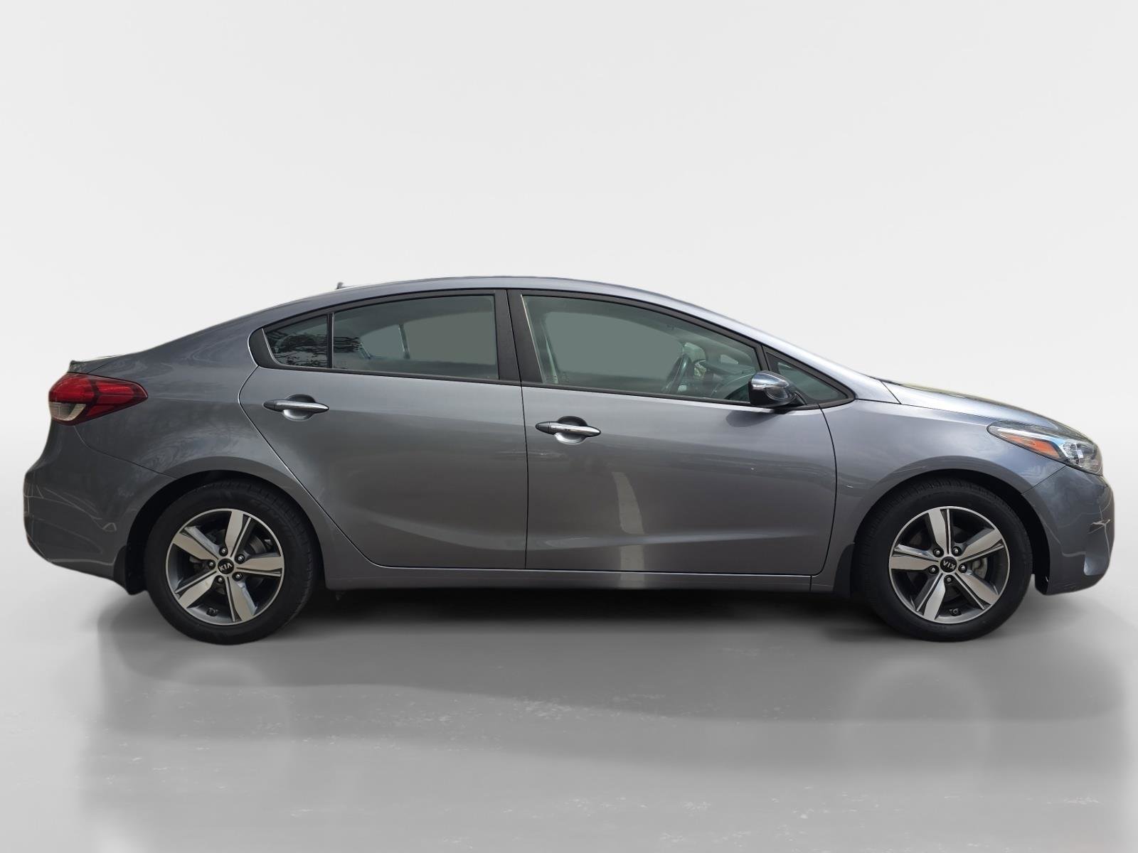 Used 2018 Kia Forte S w/ S Technology Package image 6