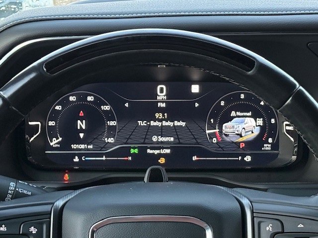 Used 2023 GMC Yukon XL Denali Ultimate image 32