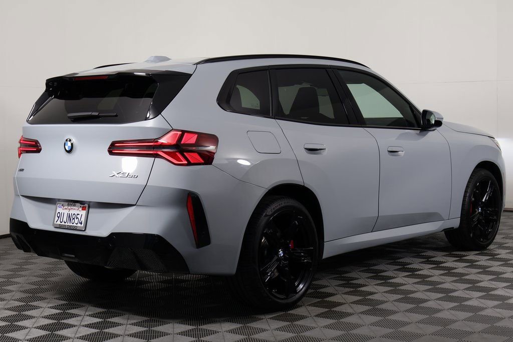 Used 2025 BMW X3 xDrive30i w/ M Sport Package AWD/4WD image 4