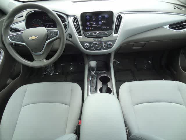 Used 2022 Chevrolet Malibu LS FWD image 10