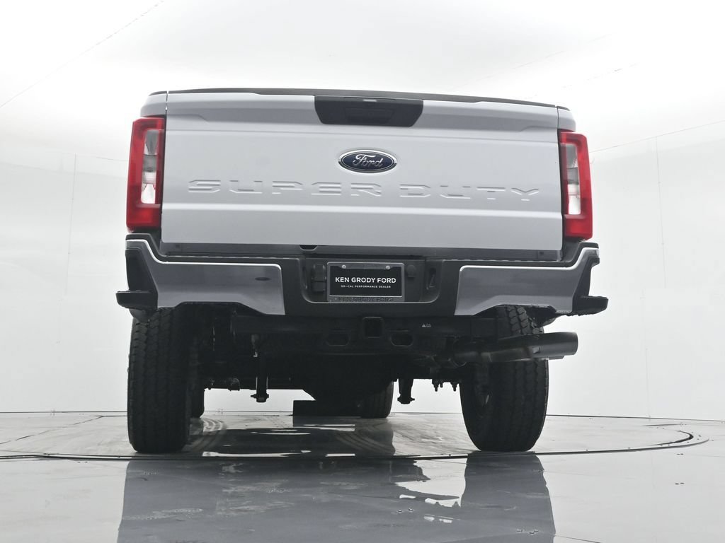 New 2026 Ford F350 XL w/ FX4 Off-Road Package AWD/4WD image 54