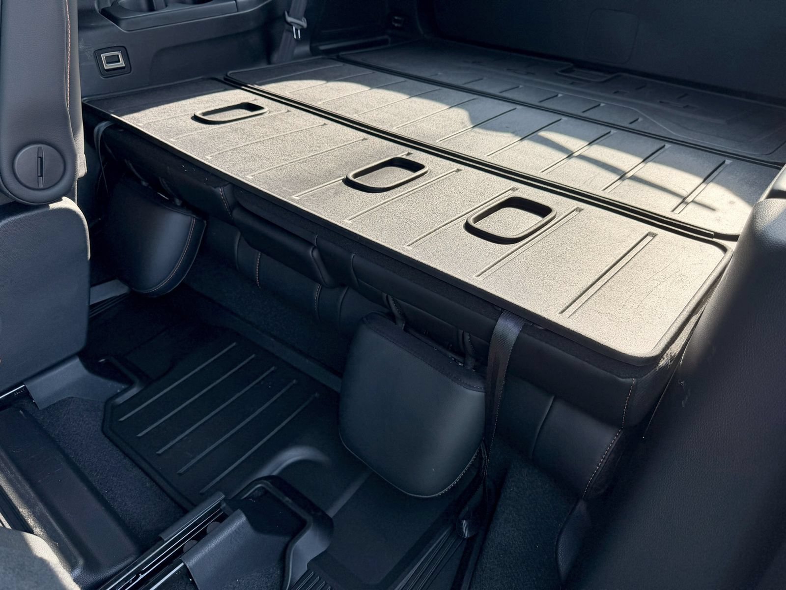 Used 2025 Honda Pilot TrailSport image 29