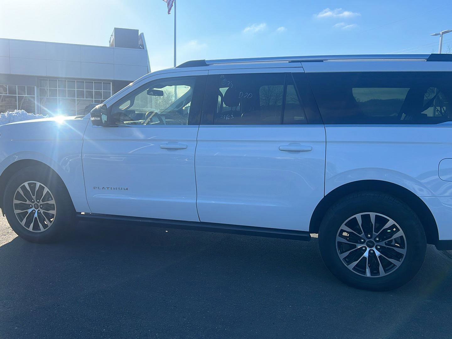 Used 2025 Ford Expedition Max Platinum image 12