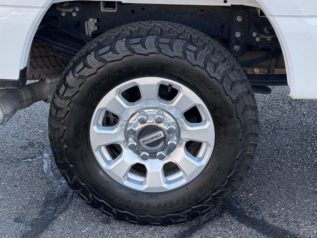 Used 2024 Ford F250 XLT w/ FX4 Off-Road Package AWD/4WD image 14
