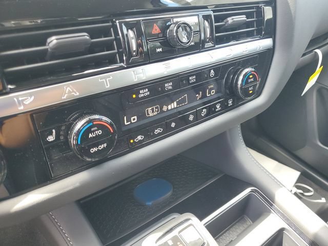 New 2026 Nissan Pathfinder SL FWD image 16