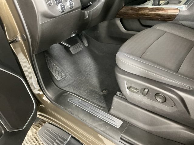 Used 2024 GMC Sierra 1500 Elevation w/ Preferred Package AWD/4WD image 14