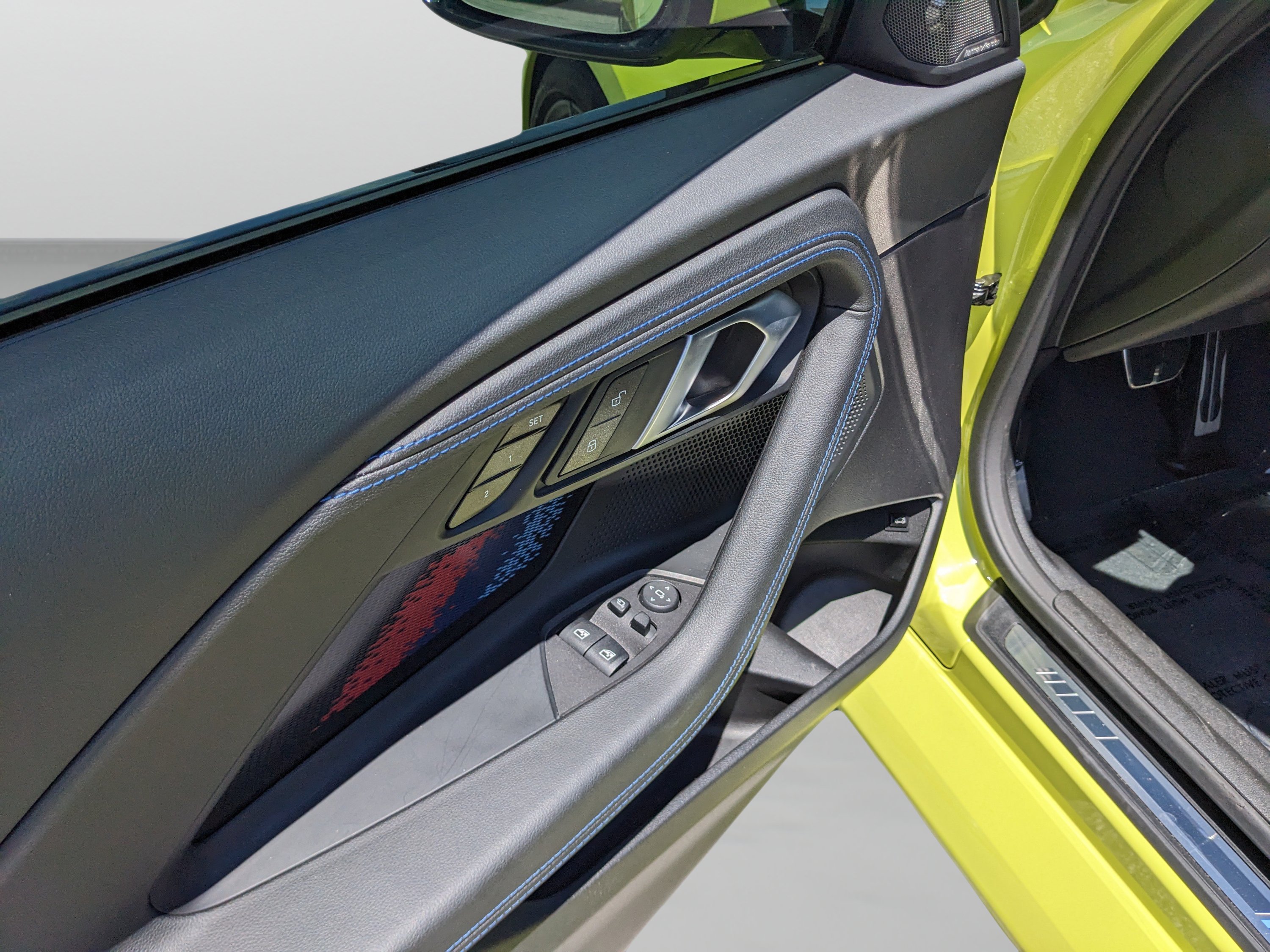 Used 2025 BMW M2 RWD image 18