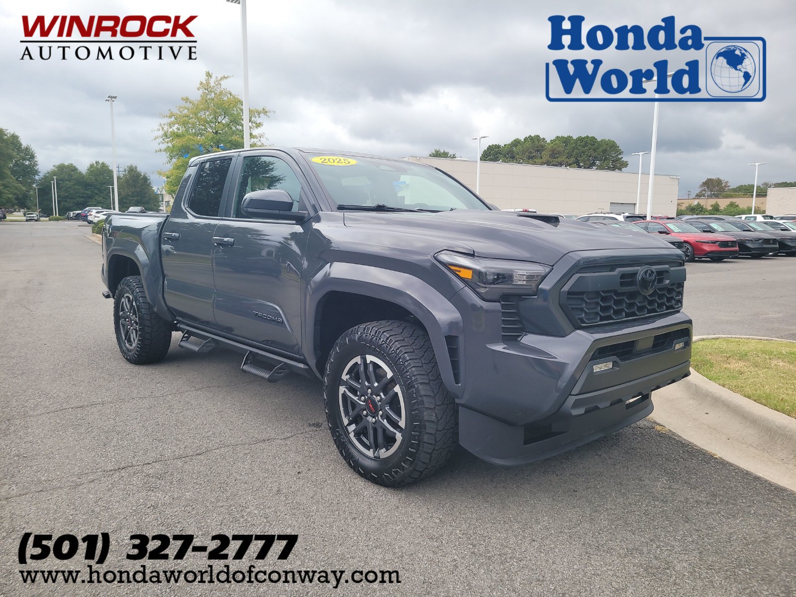 Used 2025 Toyota Tacoma TRD Sport AWD/4WD image 1
