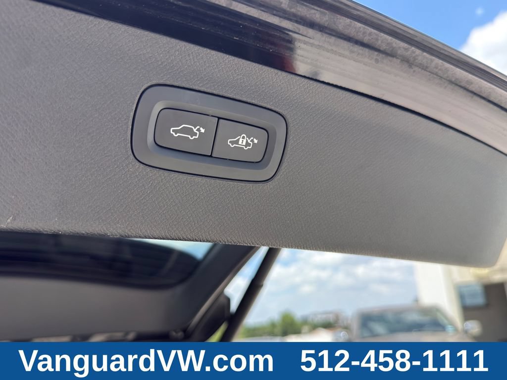 Used 2021 Volvo XC90 T8 Inscription Expression w/ Climate Package AWD/4WD image 10