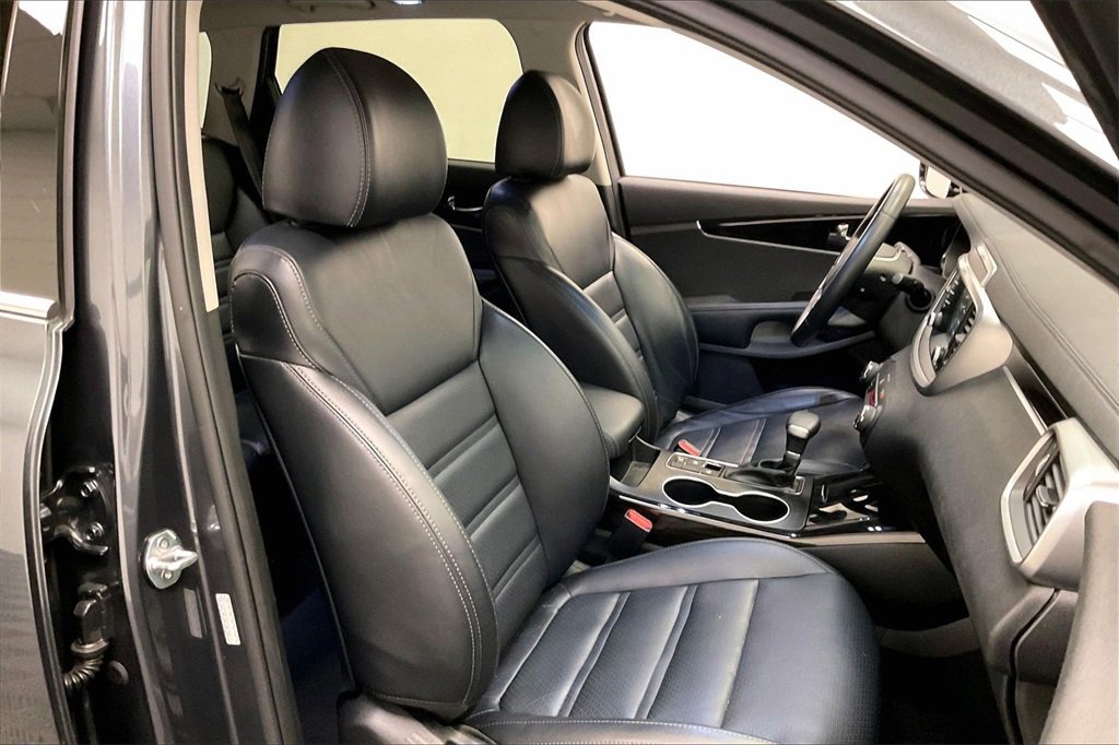 Used 2020 Kia Sorento EX image 5