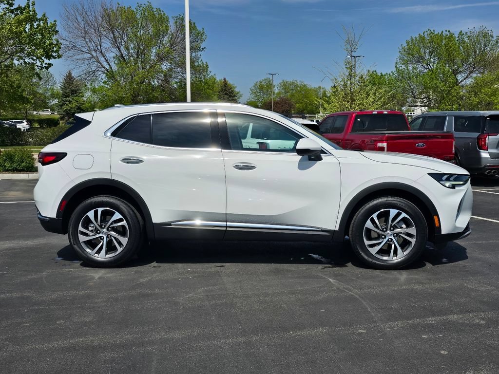 Used 2023 Buick Envision Essence AWD/4WD image 10
