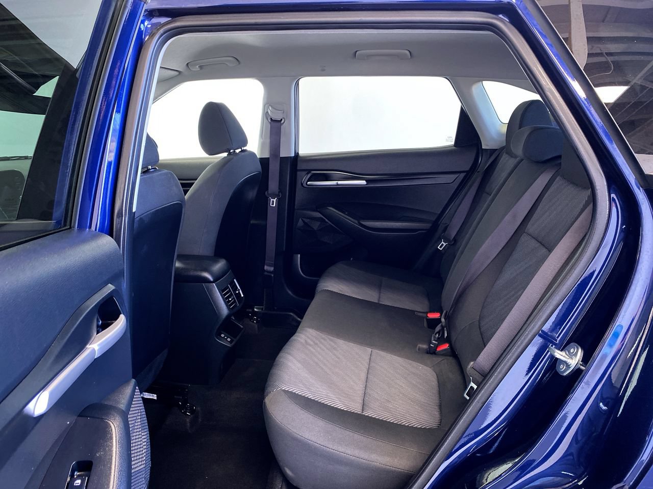 Certified 2026 Kia Seltos LX AWD/4WD image 32