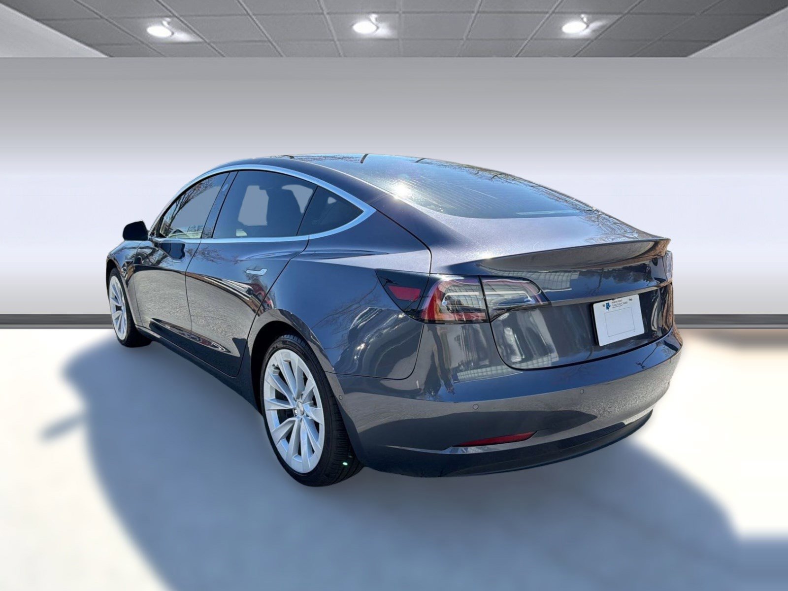 Used 2019 Tesla Model 3 Long Range image 3