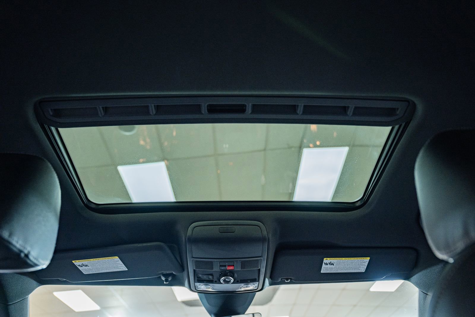 Used 2021 Volkswagen Passat 2.0T R-Line image 33