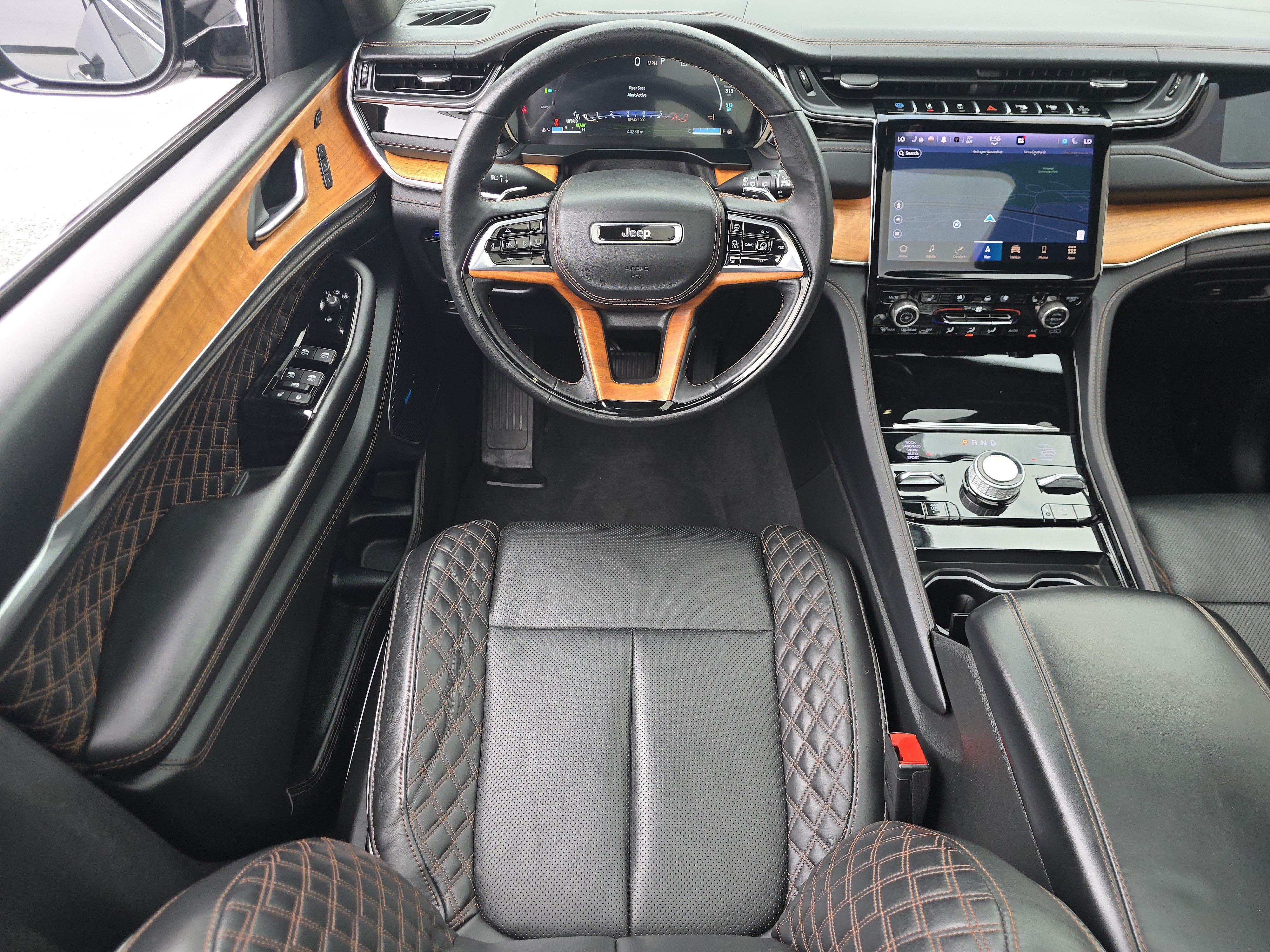 Used 2023 Jeep Grand Cherokee Summit AWD/4WD image 22
