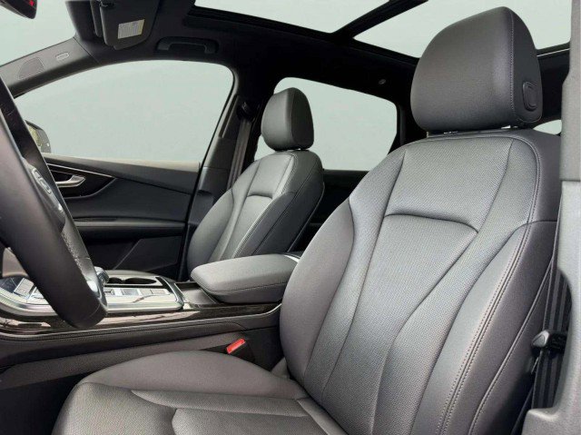 Certified 2023 Audi Q7 3.0T Premium Plus w/ Premium Plus Package AWD/4WD image 19
