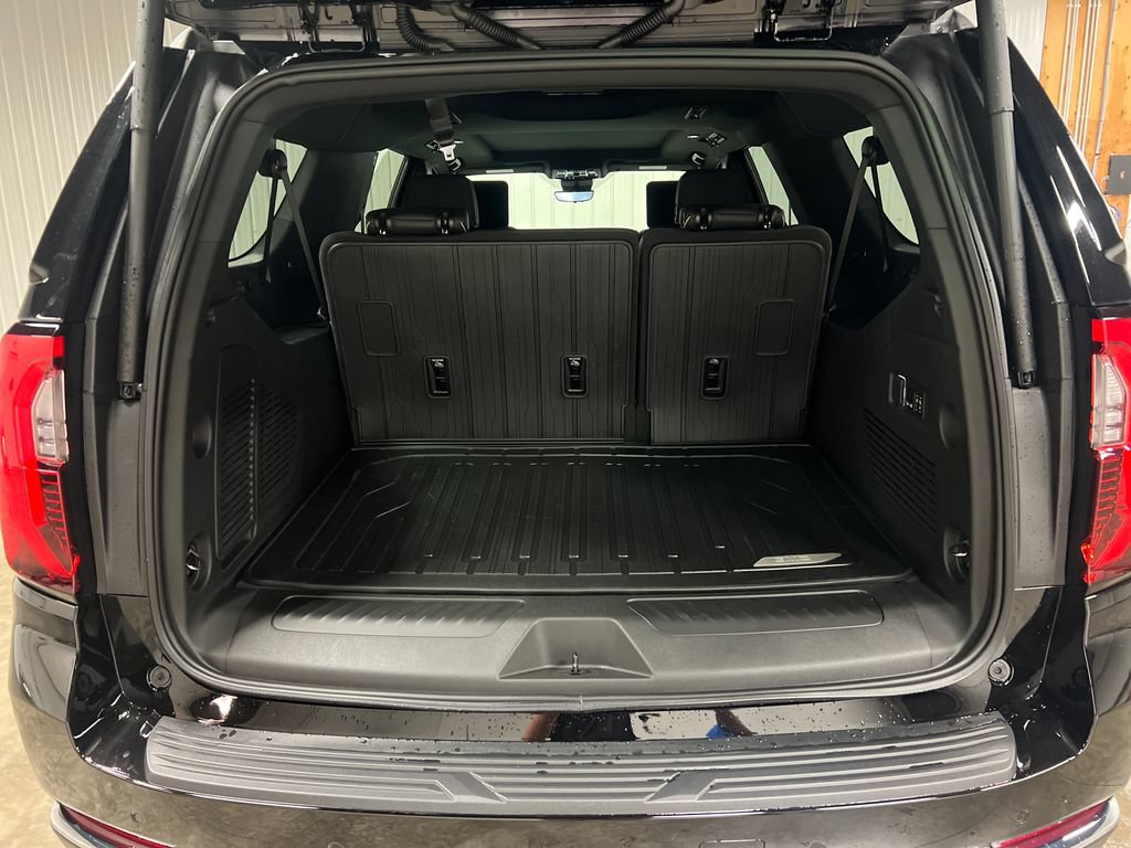 New 2026 GMC Yukon XL Elevation w/ Elevation Premium Package AWD/4WD image 11