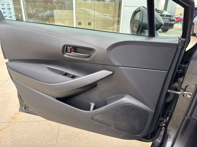 Used 2022 Toyota Corolla LE image 22