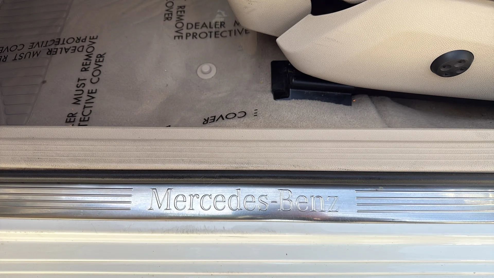 Used 2014 Mercedes-Benz E 350 4MATIC Sedan image 44