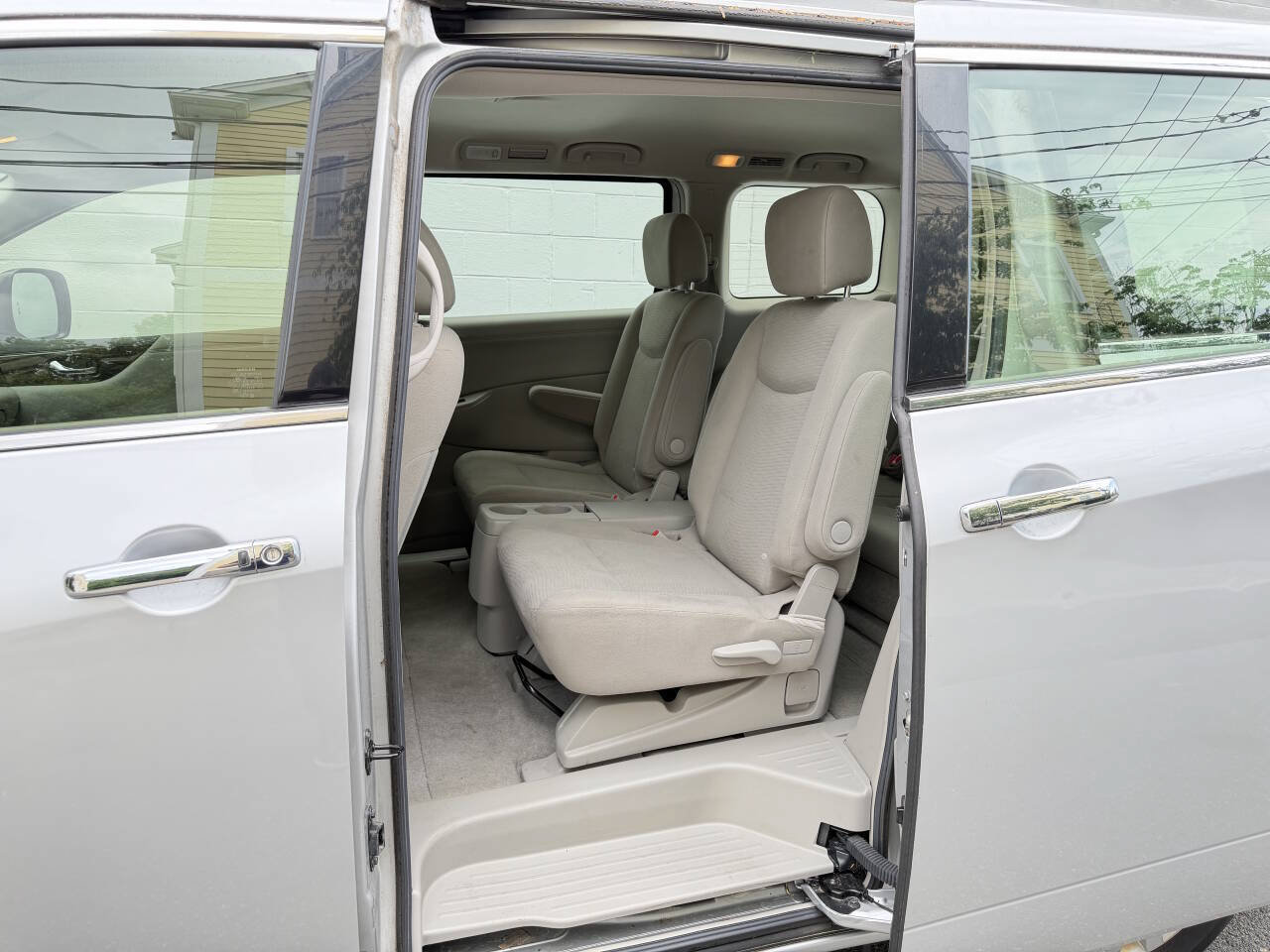 Used 2014 Nissan Quest S FWD image 21