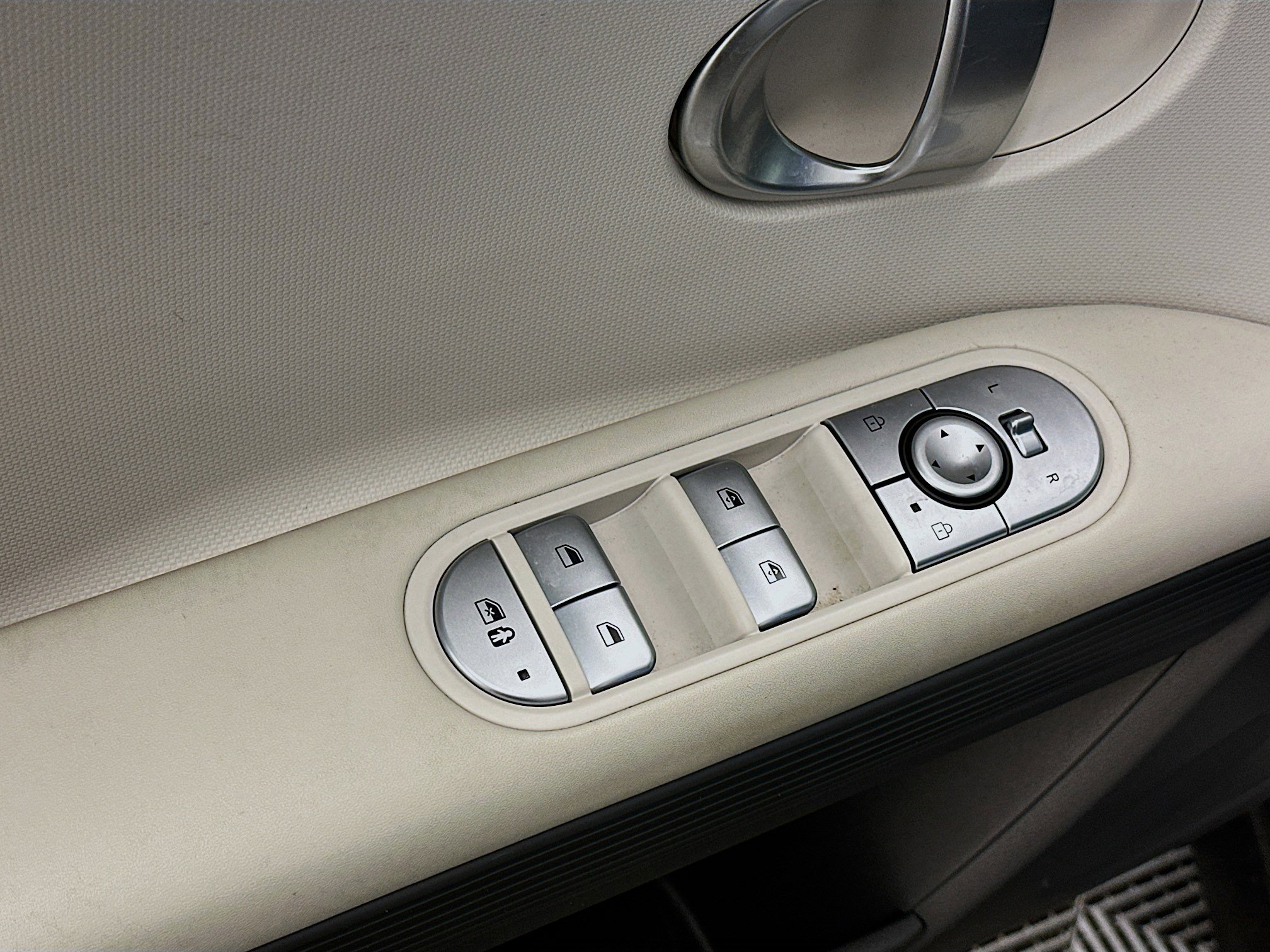 Used 2024 Hyundai Ioniq 5 SEL image 15