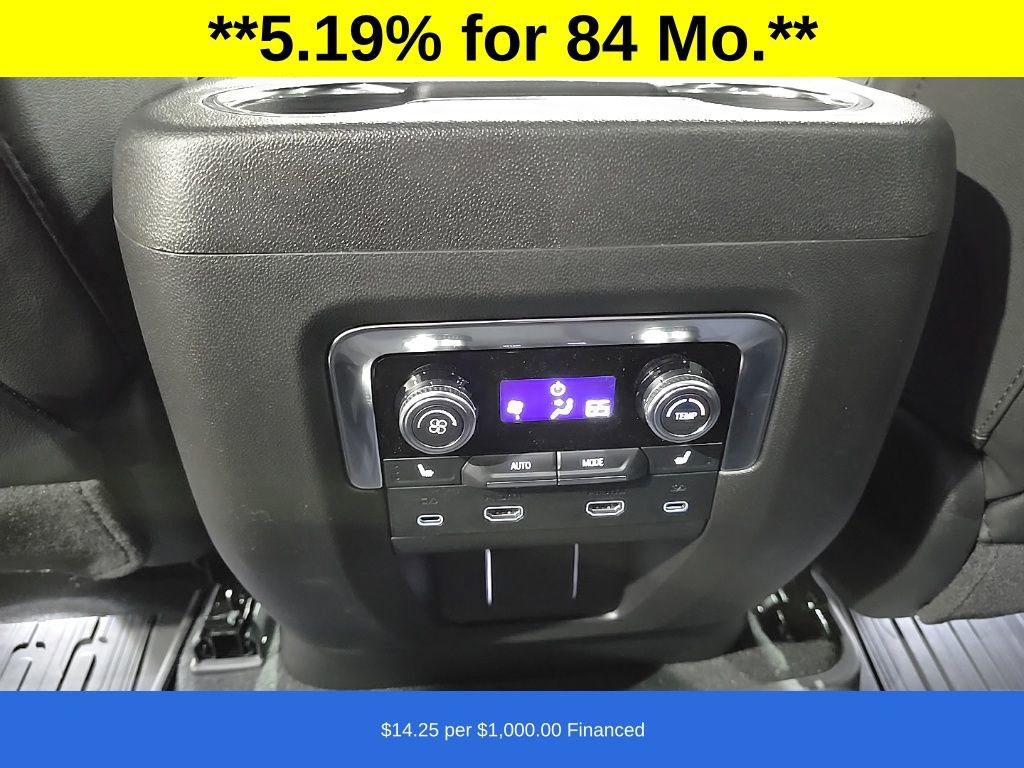 New 2026 GMC Yukon Elevation image 17