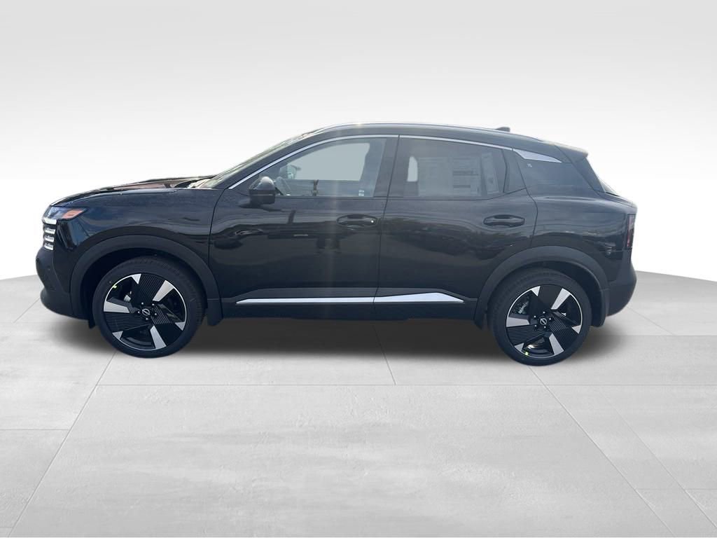 Used 2025 Nissan Kicks SR image 2