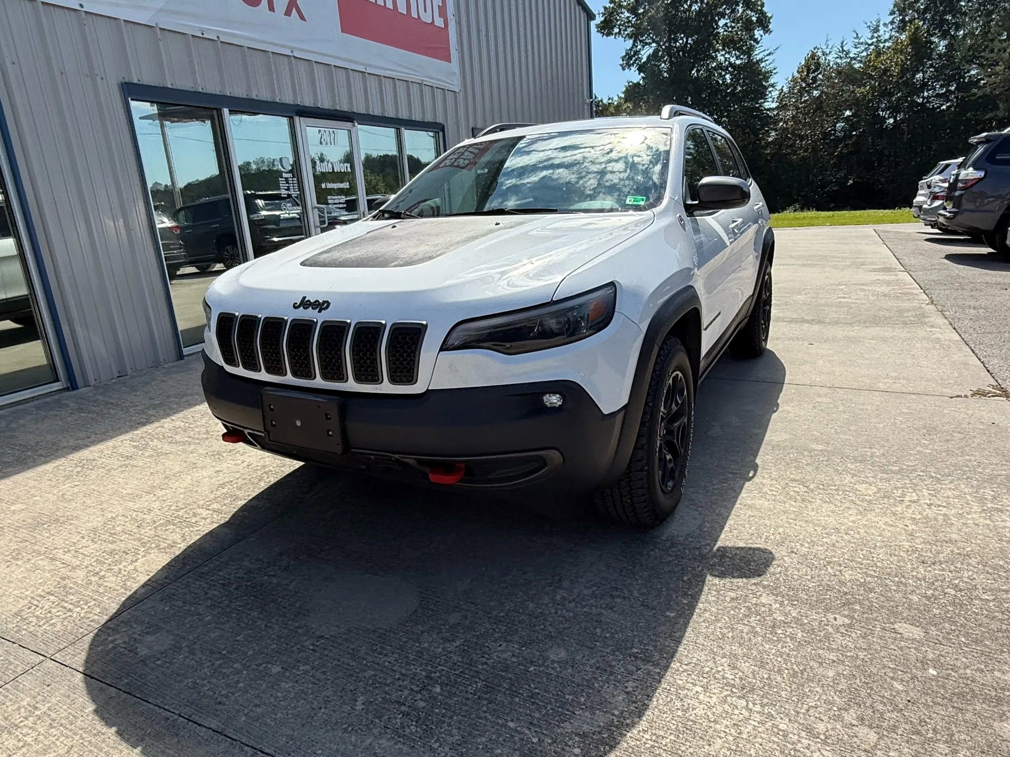 Used 2019 Jeep Cherokee Trailhawk w/ Comfort/Convenience Group image 24