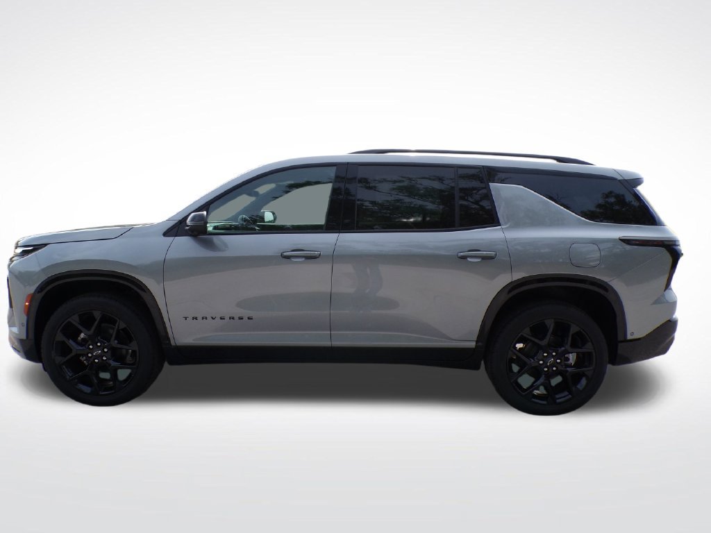 New 2026 Chevrolet Traverse RS w/ LPO, Floor Liner Package AWD/4WD image 2