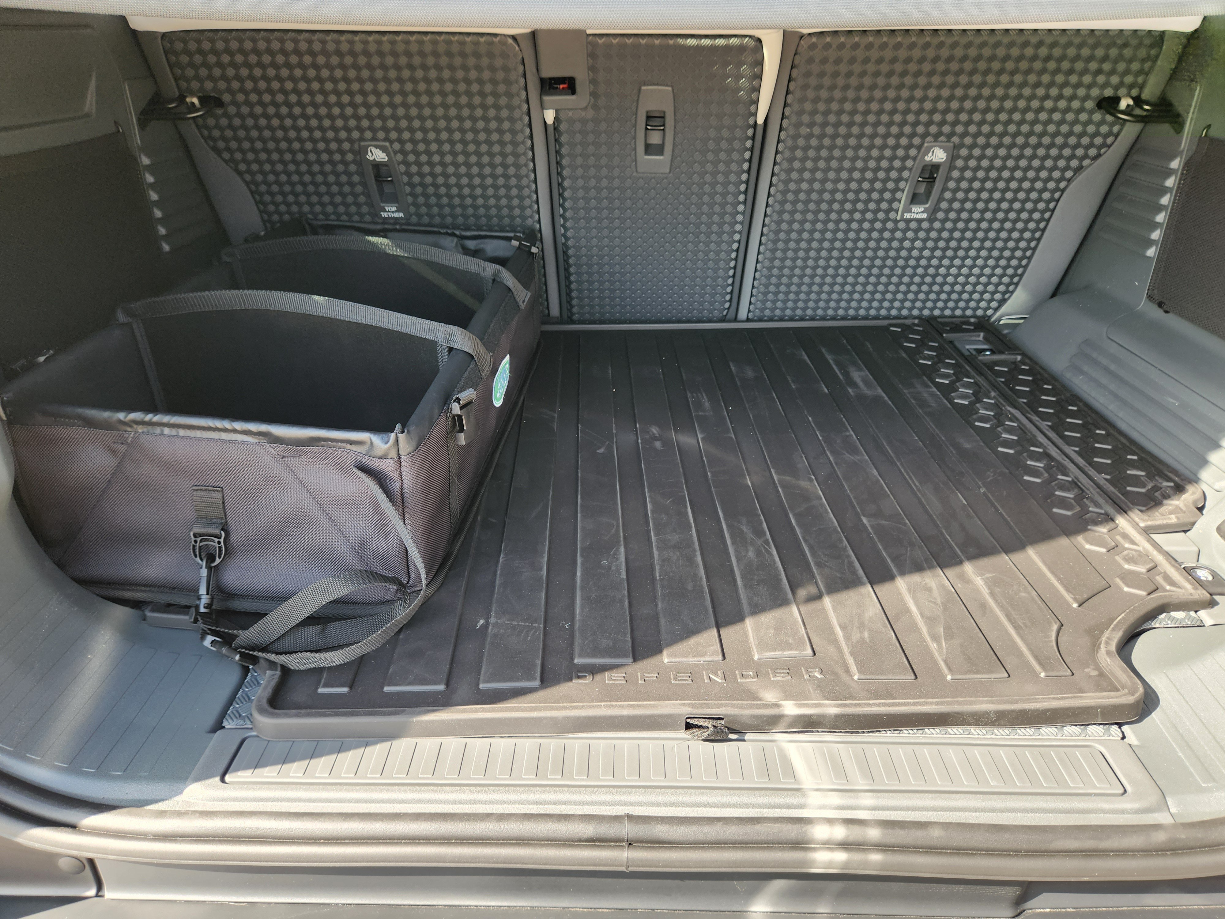 New 2026 Land Rover Defender 110 X-Dynamic SE AWD/4WD image 34