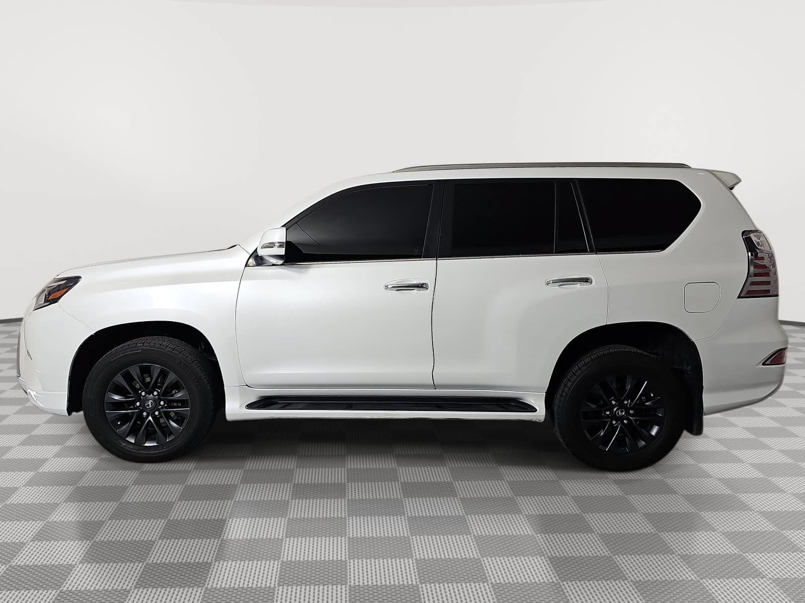 Used 2022 Lexus GX 460 Premium w/ Premium Package AWD/4WD image 5