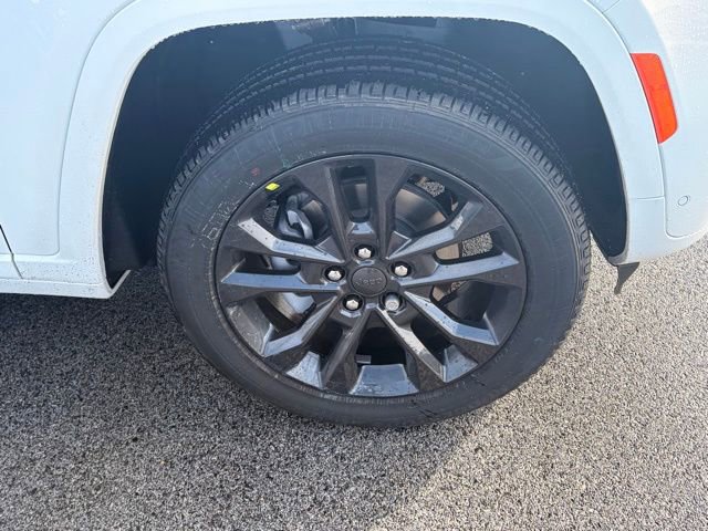 New 2026 Jeep Grand Cherokee Limited AWD/4WD image 11