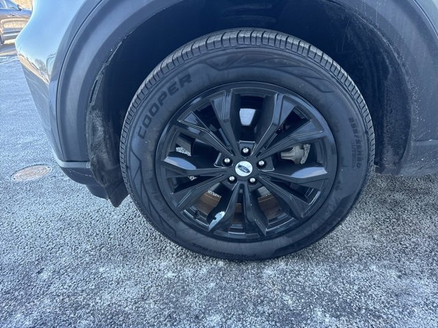 Used 2022 Ford Explorer Limited w/ Equipment Group 301A image 8