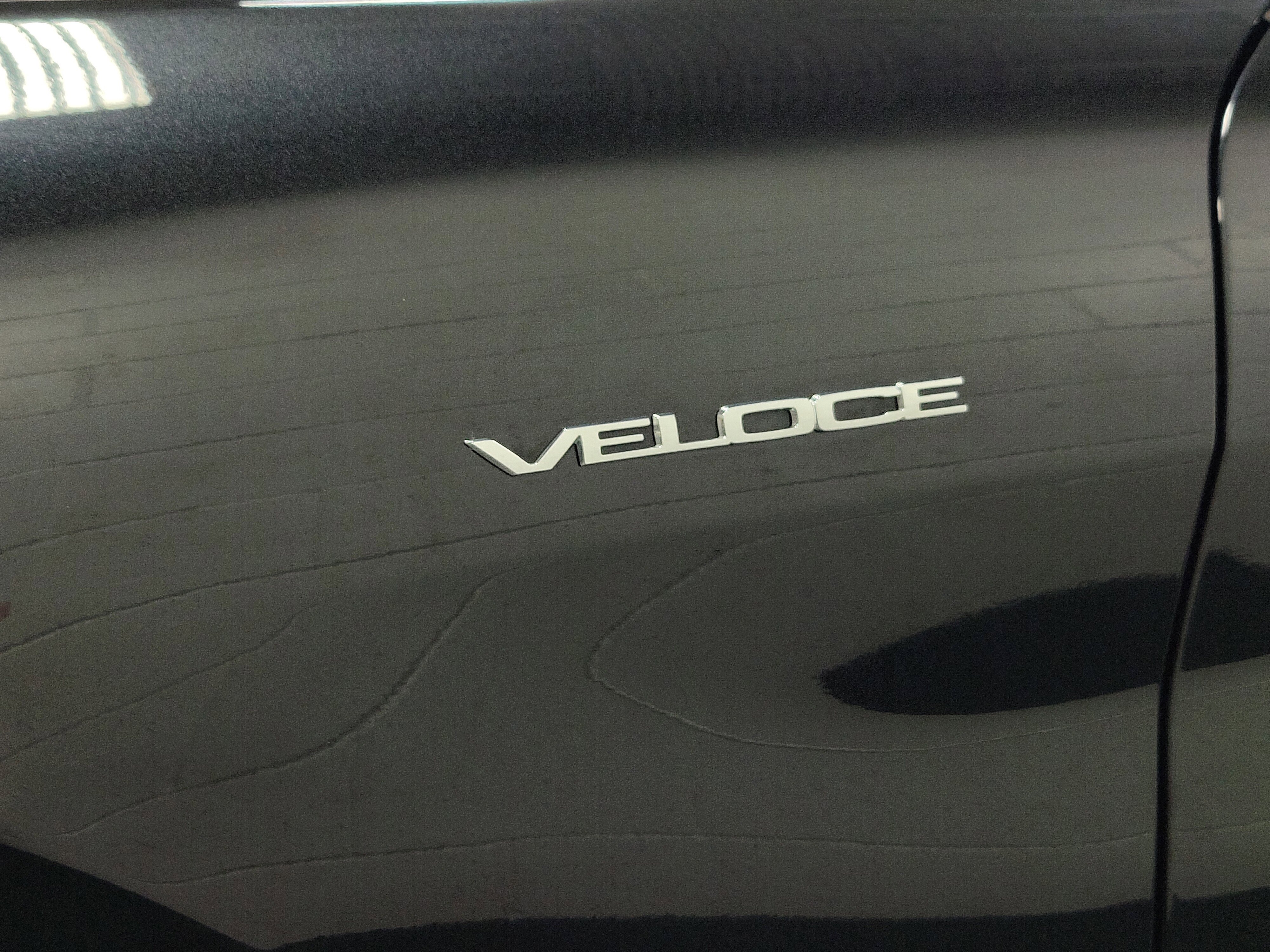 Certified 2022 Alfa Romeo Giulia Veloce image 4