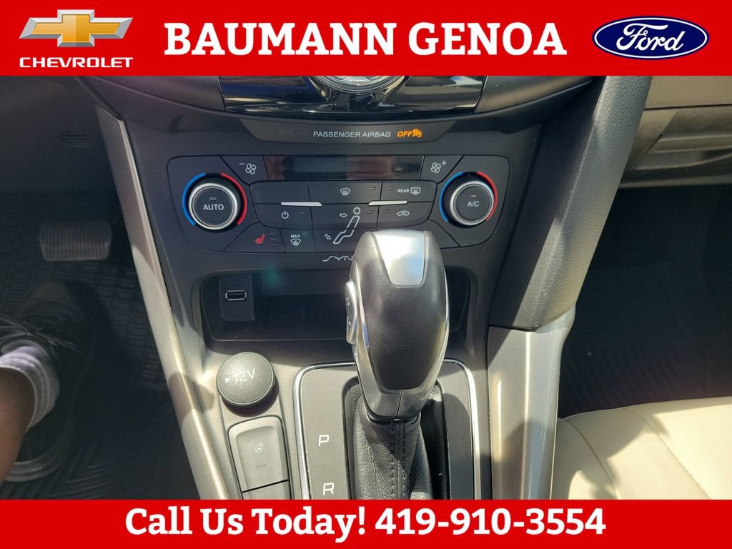 Used 2018 Ford Focus Titanium FWD image 17