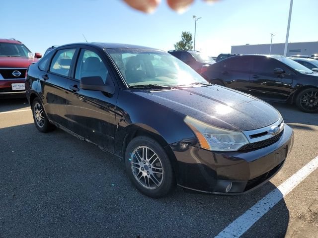 Used 2010 Ford Focus SE FWD video 1