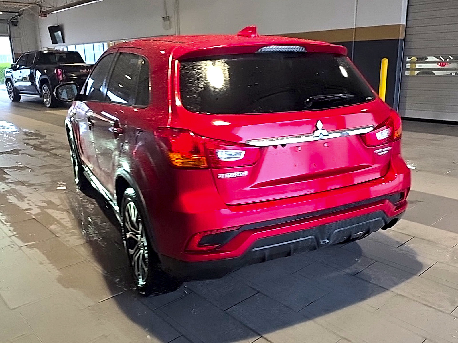 Used 2018 Mitsubishi Outlander Sport ES AWD/4WD image 13