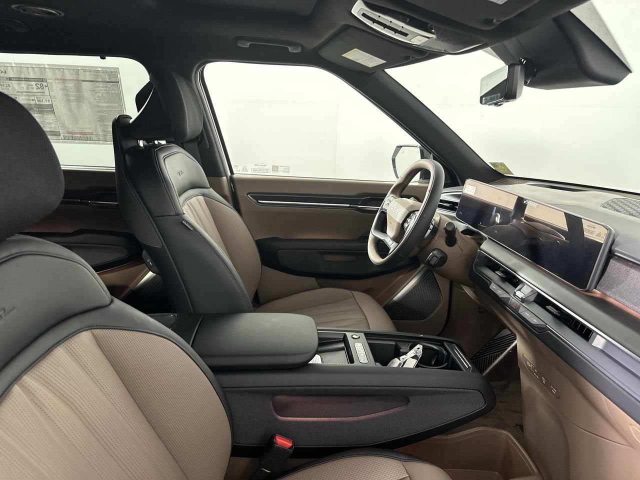 New 2027 Kia EV9 GT-Line AWD/4WD image 12