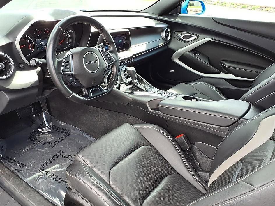 Used 2024 Chevrolet Camaro LT w/ Technology Package RWD image 19