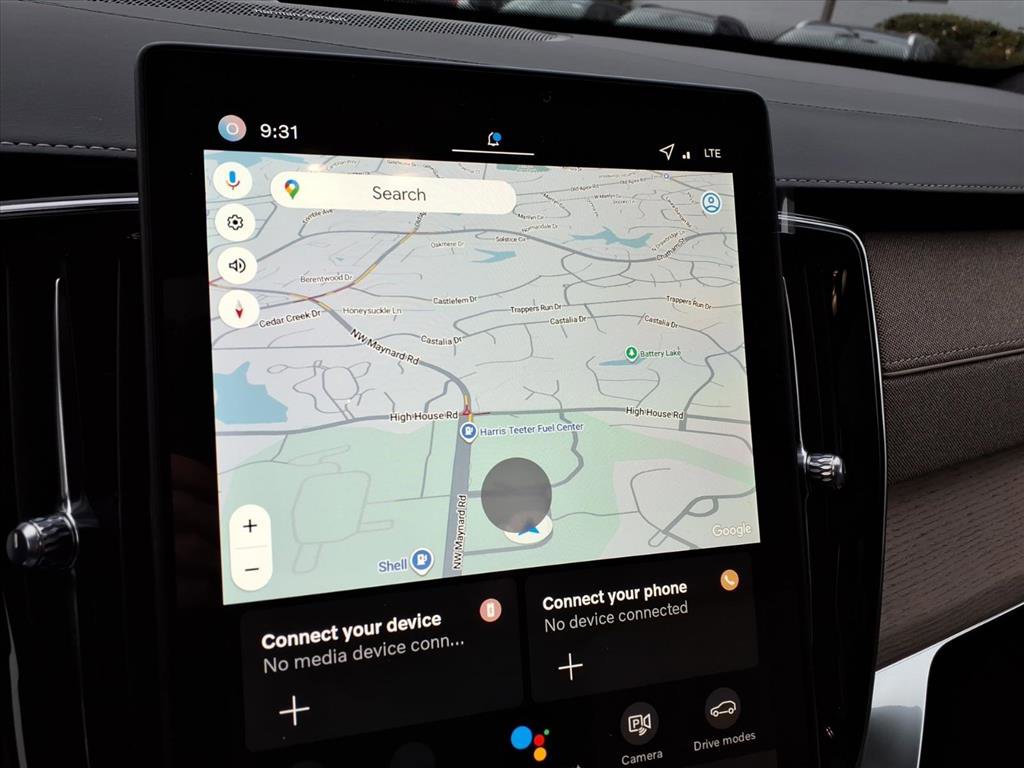 New 2026 Volvo XC90 T8 Plus w/ Protection Package Premier image 21