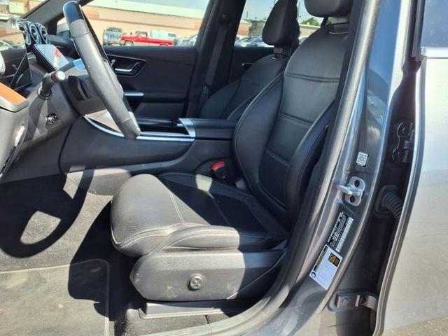 Used 2023 Mercedes-Benz GLC 300 4MATIC image 12