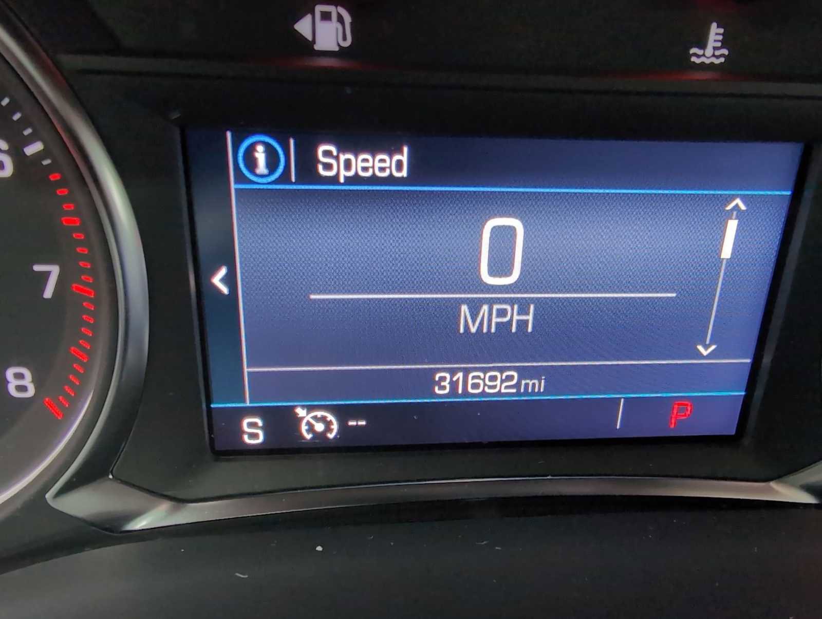 Used 2023 GMC Acadia SLE w/ Driver Convenience Package image 12