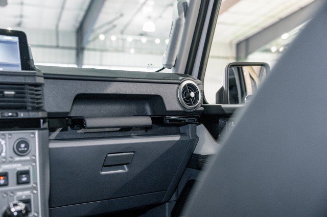 Used 2025 INEOS Grenadier image 36